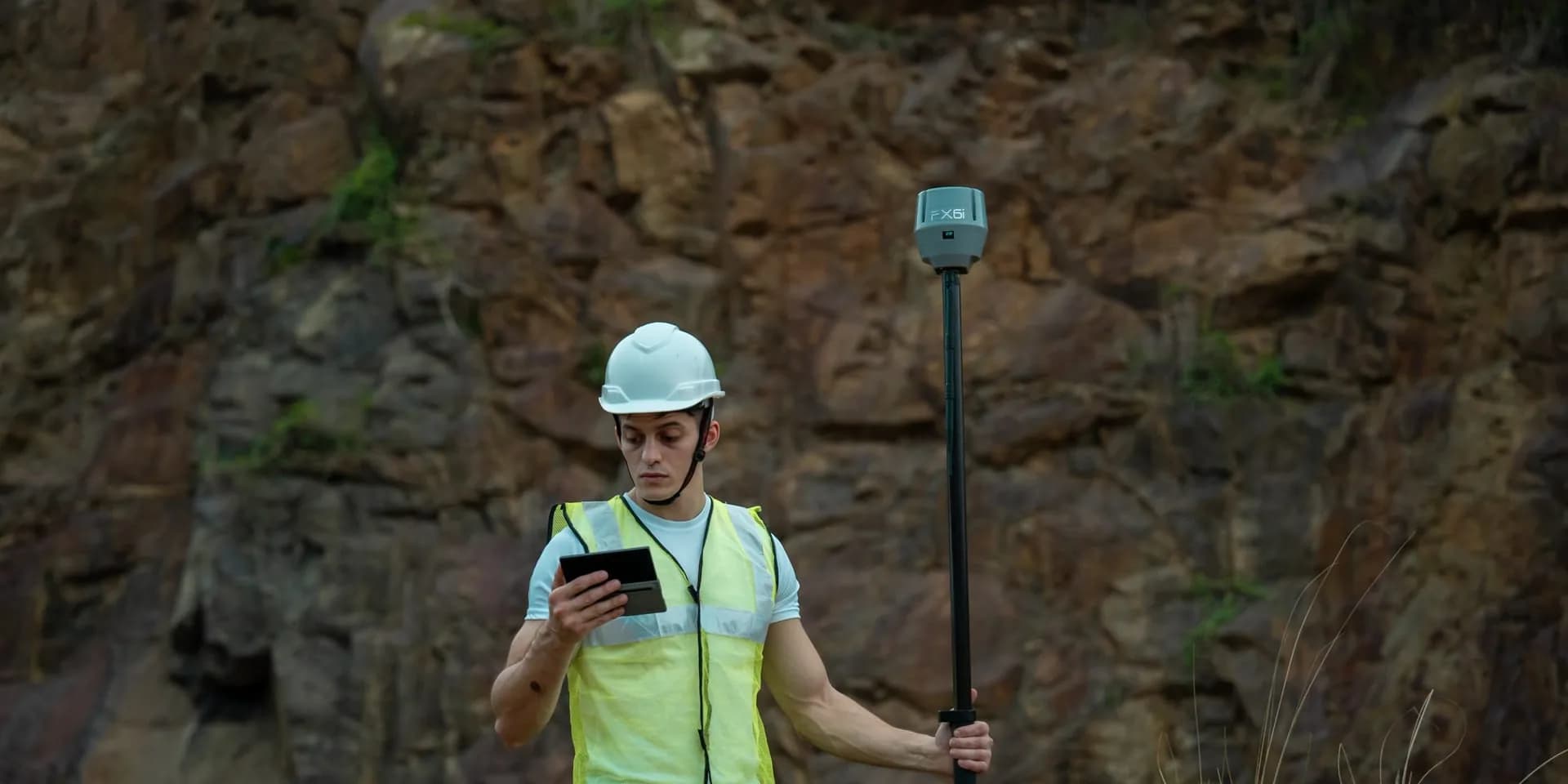 Airace FX6i GNSS RTK Receiver in the field